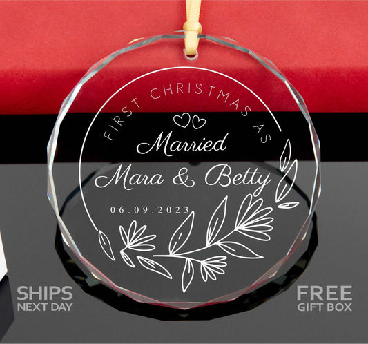 Personalized Married GLASS Ornament • 1st Christmas Ornament • Wedding Gift • Engagement Gift • Couple Gift 