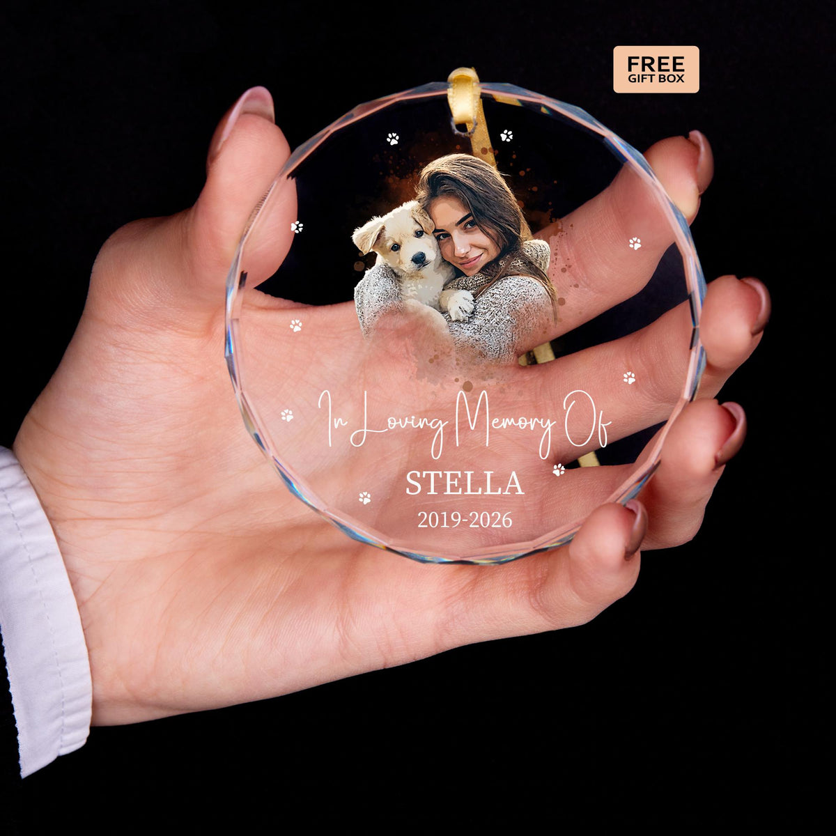 Pet loss keepsake ornament with name and years