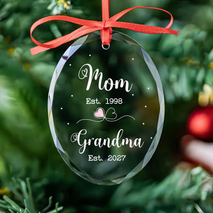 Promoted to auntie ornament in round, heart and oval glass shapes